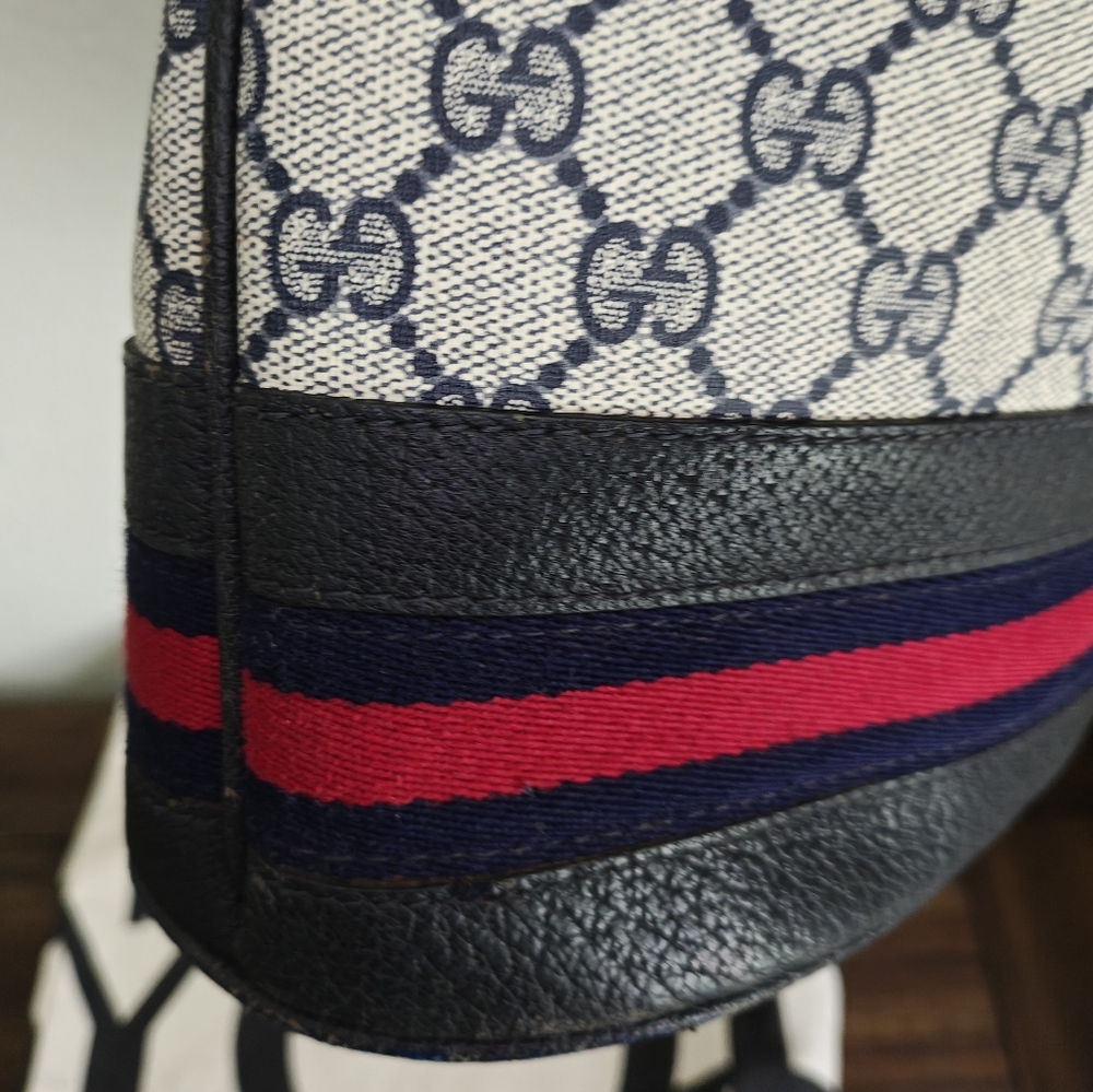 Vintage Gucci Blue Sherry Line Bucket Bag with Gold Hardware - Picture 7 of 13